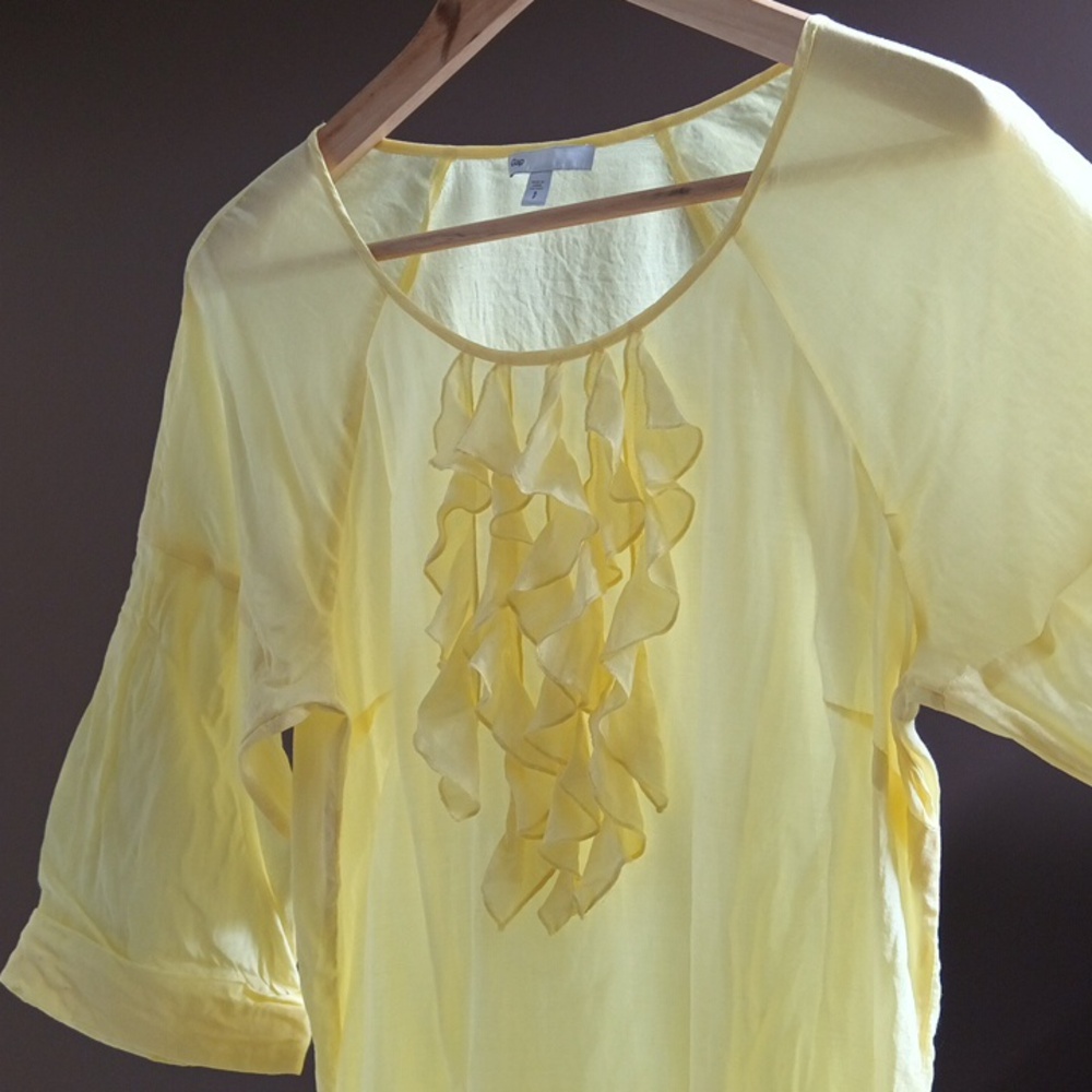 Ptp18" GAP Yellow Ruffled Silk/Cotton Blend 3/4 sleeve Blouse